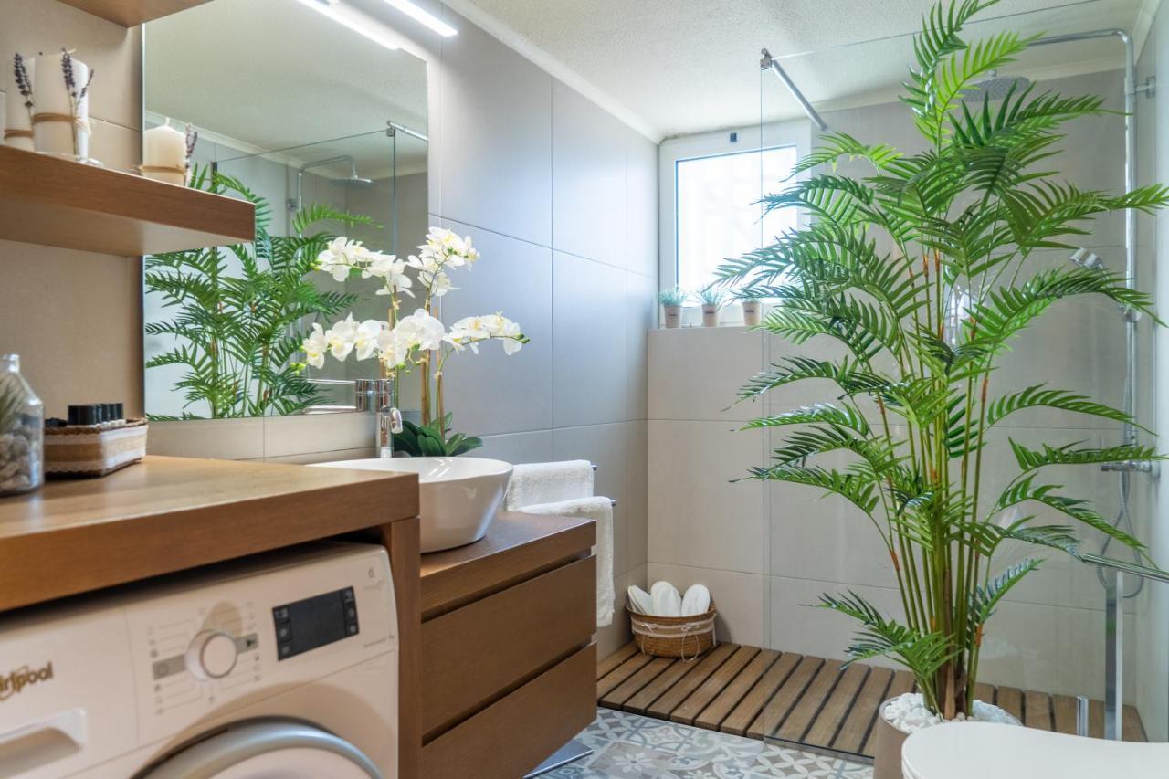 Green Acre Villa 칼터로스 외부 사진